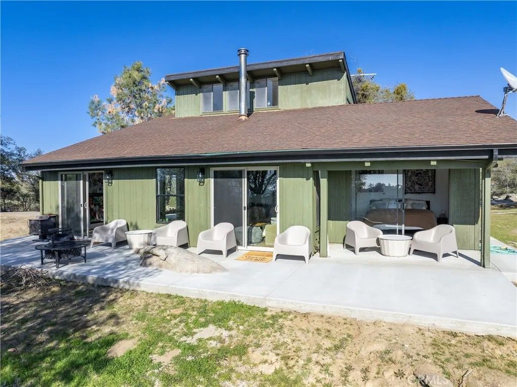 Photo of 43956 Rocky Ridge, Coarsegold, CA 93614 (MLS # FR26038399)