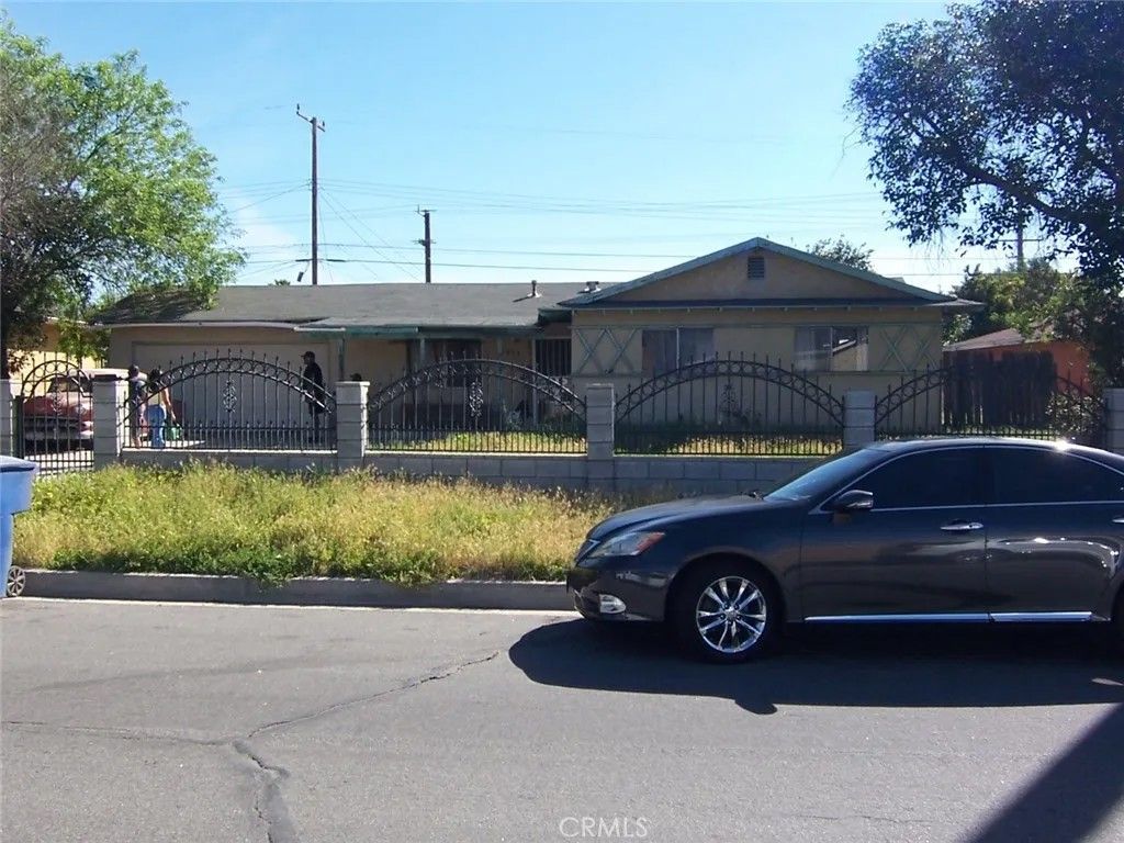 Photo of 1473 Arizona Avenue, San Bernardino, CA 92411 (MLS # CV26050253)