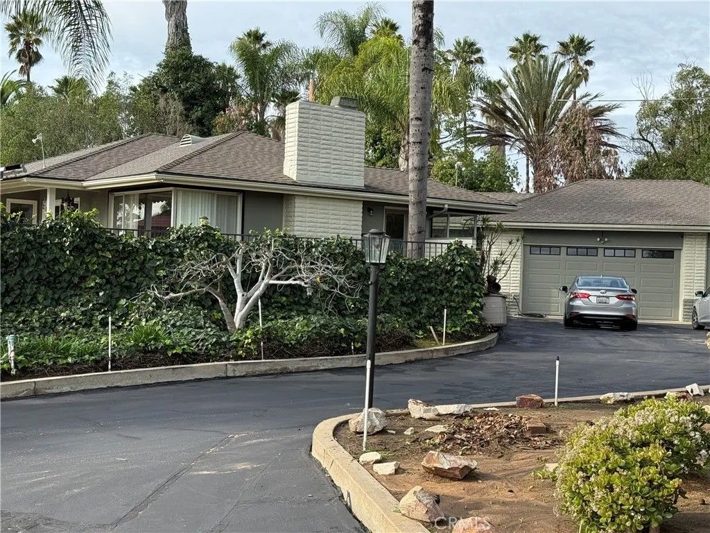 Photo of 130 Orvil Way, Fallbrook, CA 92028 (MLS # PI26002045)