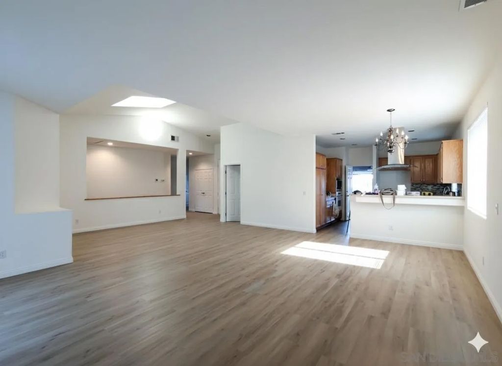 Photo of 1217 Ridgegrove L Ln, Escondido, CA 92029 (MLS # 250045987)