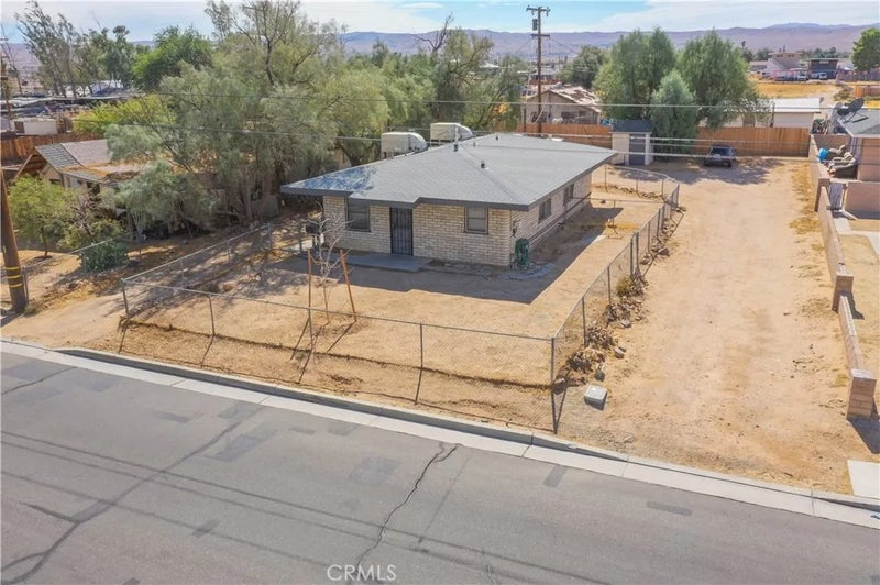 529 W Church Avenue