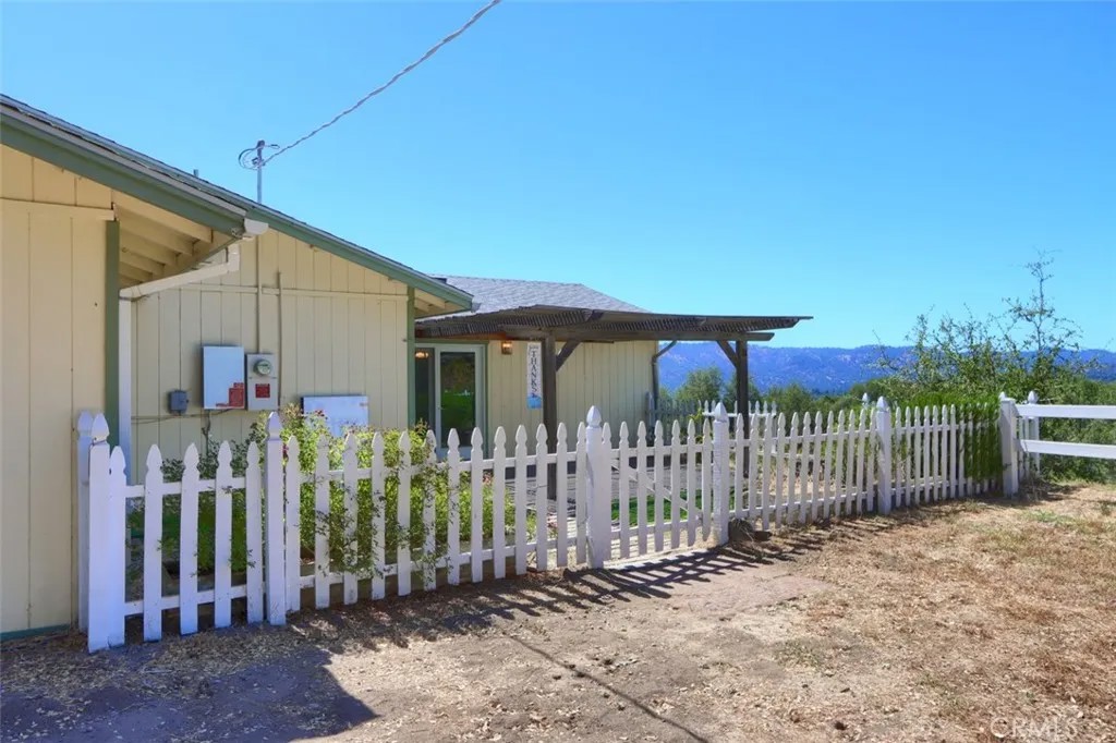 46316 Eastwood South