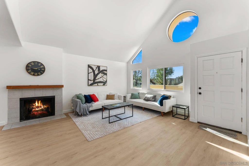 Photo of 359 N Melrose Drive H Dr, Vista, CA 92083 (MLS # 260005639)