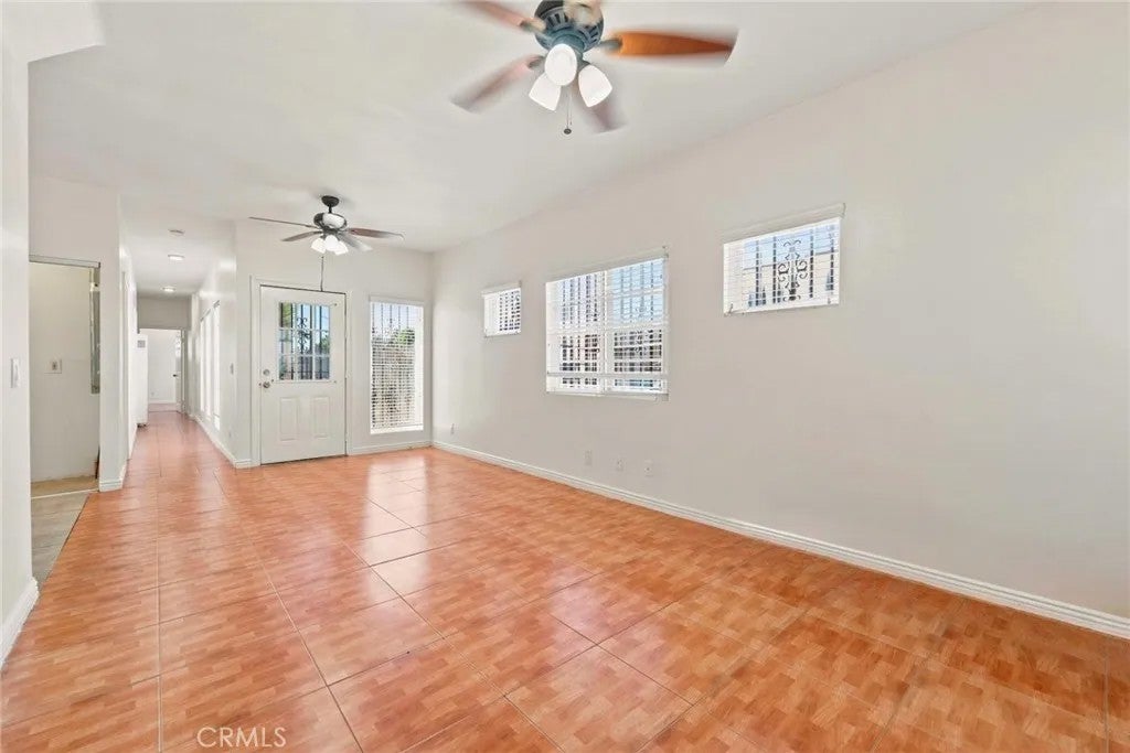 10601 S Main