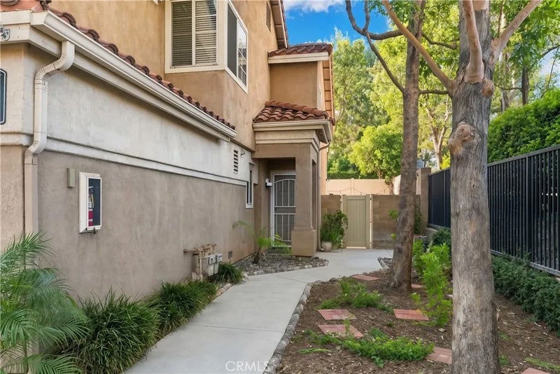 2030 Napoli Court 104