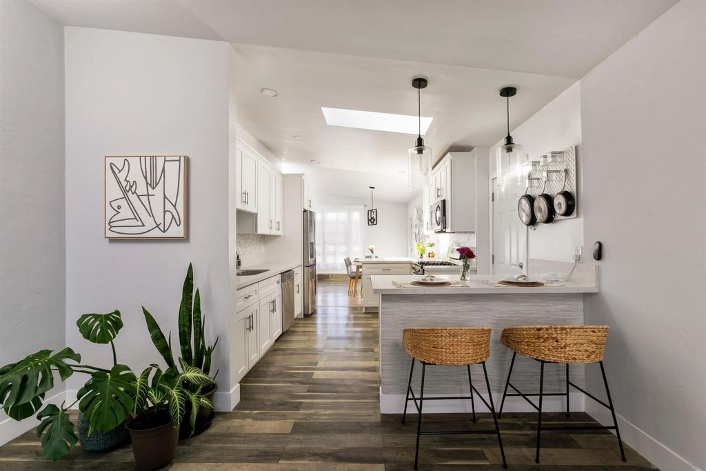 Photo of 1412 Frankfort St, San Diego, CA 92110 (MLS # 260004271)