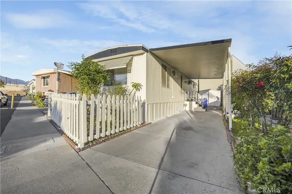 Photo of 5580 Moreno St #87, Montclair, CA 91763 (MLS # IV25267921)