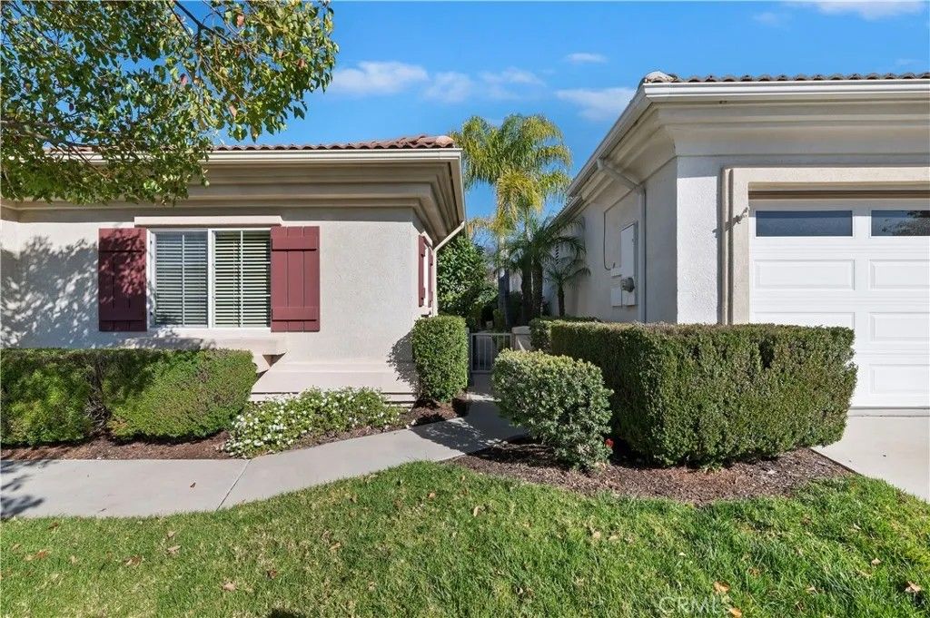 Photo of 24178 Via Llano, Murrieta, CA 92562 (MLS # SW26043081)