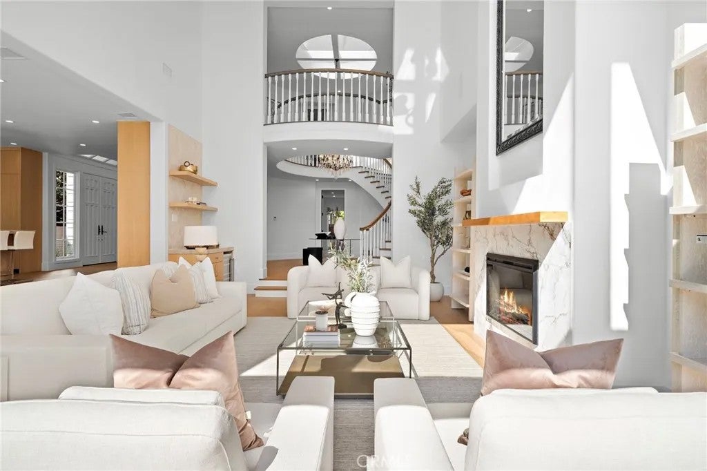 50 Belcourt