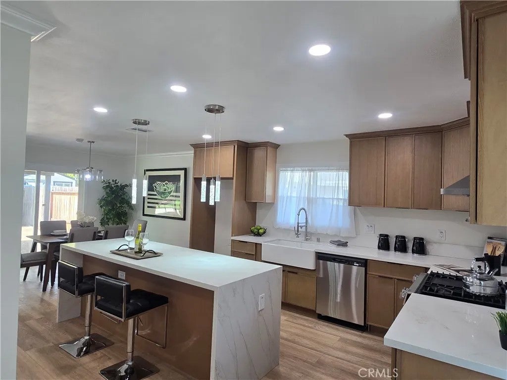 12733 Meadow Green