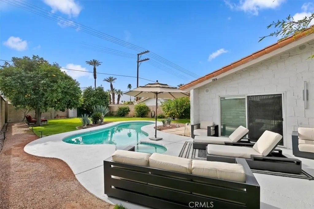 Photo of 78481 Calle Felipe, La Quinta, CA 92253 (MLS # IG25243555)