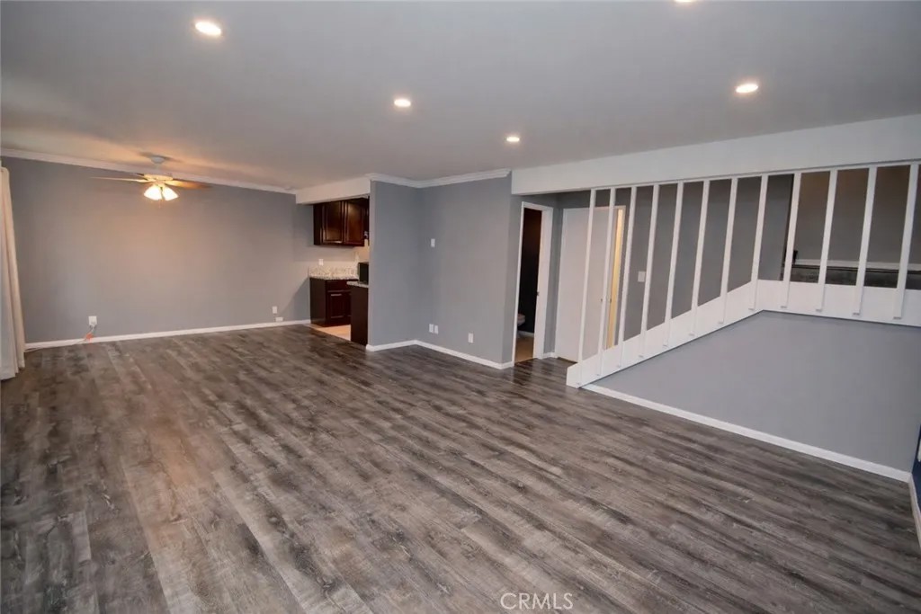 340 MIRALESTE Drive 275