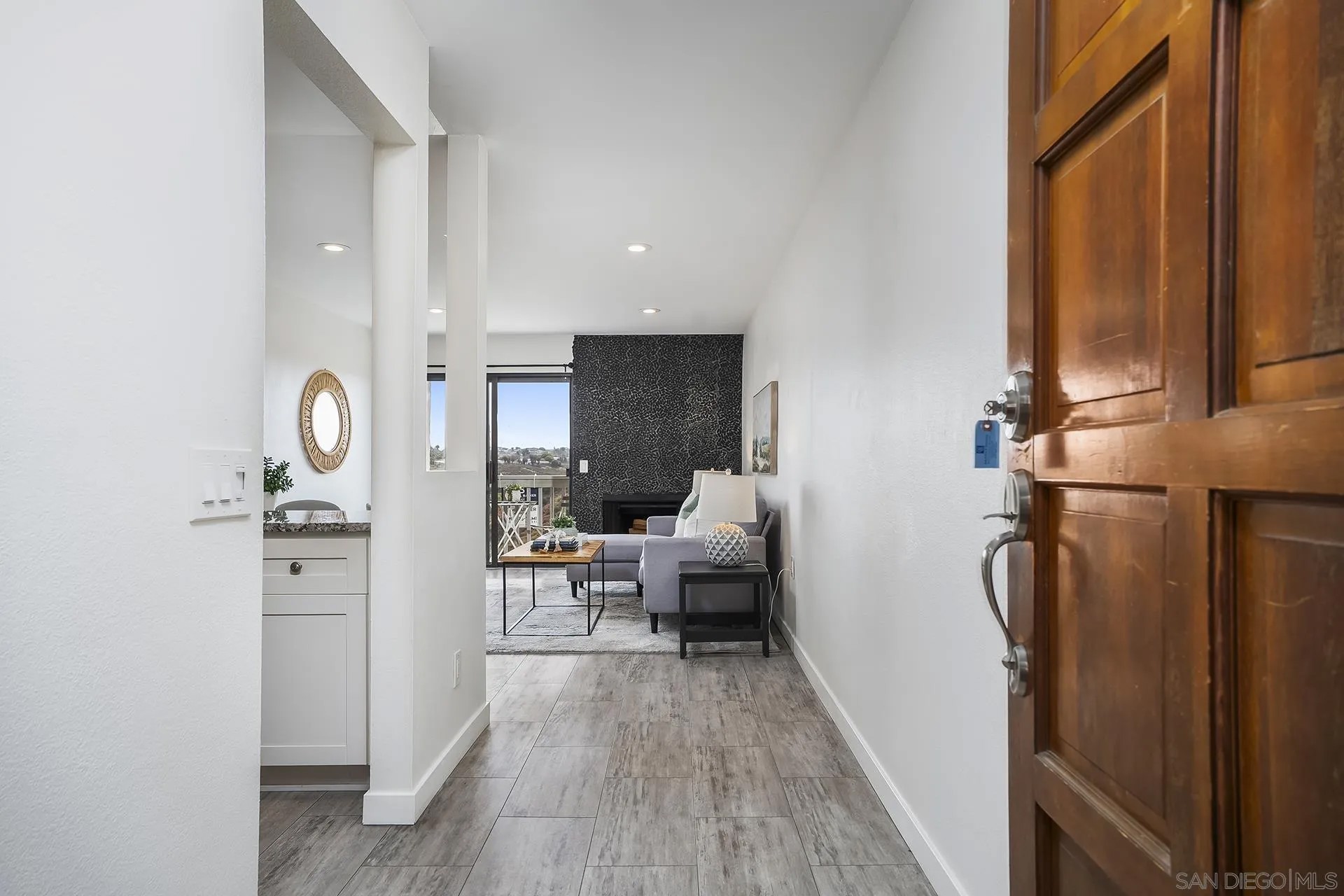 2909 Cowley F