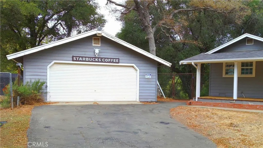 5264 Davis Road