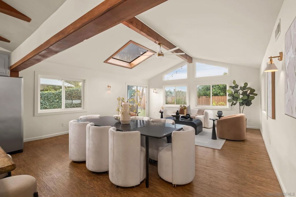 Photo of 2713 Lancelot Dr, Oceanside, CA 92054 (MLS # 250046060)