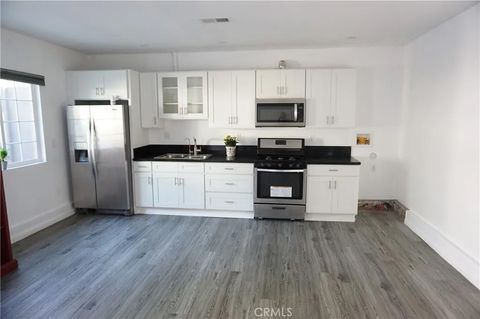 Photo of 14820 Devonshire Street, Mission Hills (san Fernando), CA 91345 (MLS # SR26023616)