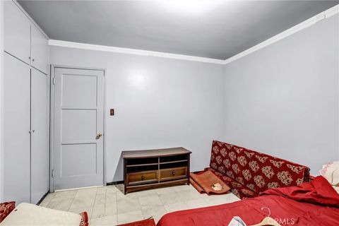 Tiny photo for 6762 Rainier Court, Riverside, CA 92506 (MLS # WS25244985)