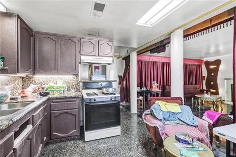 Tiny photo for 6762 Rainier Court, Riverside, CA 92506 (MLS # WS25244985)