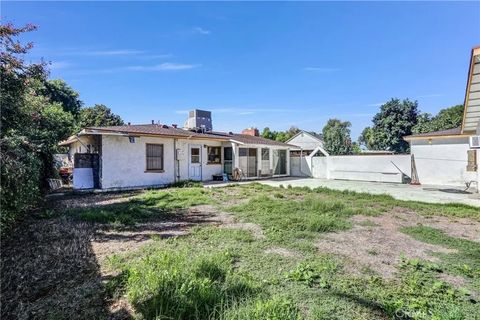 Tiny photo for 6762 Rainier Court, Riverside, CA 92506 (MLS # WS25244985)