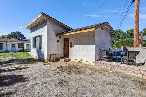 Tiny photo for 6762 Rainier Court, Riverside, CA 92506 (MLS # WS25244985)