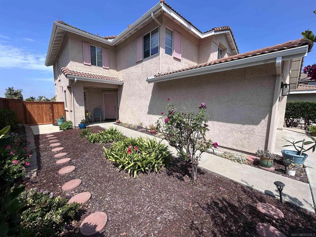 Photo of 1461 Calle Goya, Oceanside, CA 92056 (MLS # 260019950)