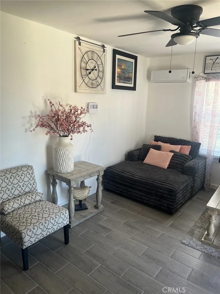 1250 W 87th