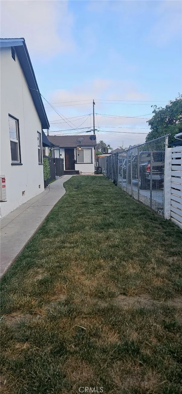 1250 W 87th