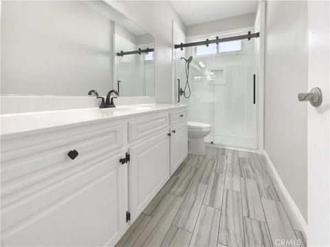 Tiny photo for 777 S Citrus Ave, Azusa, CA 91702 (MLS # DW25274467)