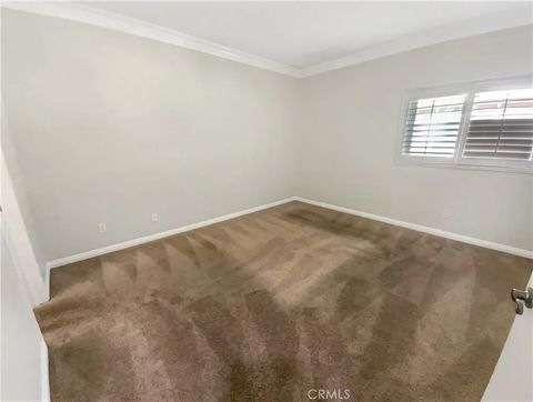 Tiny photo for 777 S Citrus Ave, Azusa, CA 91702 (MLS # DW25274467)