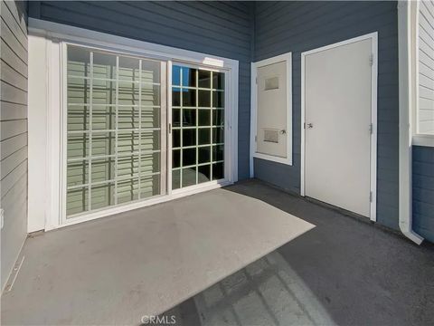 Tiny photo for 777 S Citrus Ave, Azusa, CA 91702 (MLS # DW25274467)