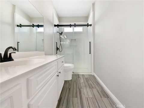 Tiny photo for 777 S Citrus Ave, Azusa, CA 91702 (MLS # DW25274467)