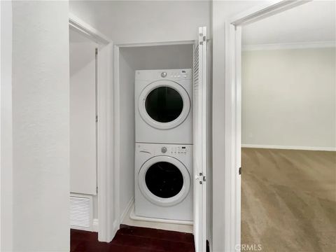 Tiny photo for 777 S Citrus Ave, Azusa, CA 91702 (MLS # DW25274467)