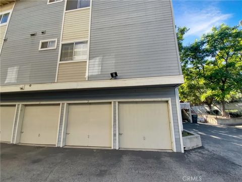 Tiny photo for 777 S Citrus Ave, Azusa, CA 91702 (MLS # DW25274467)
