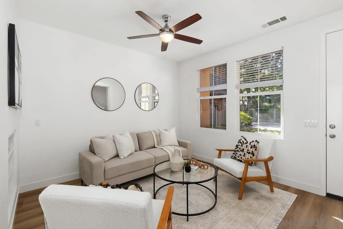 13285 Calle Del Campo 5