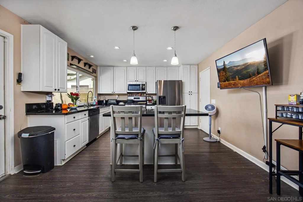 Photo of 10726 Ironwood Ave, Santee, CA 92071 (MLS # 260004134)