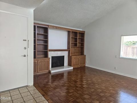 Tiny photo for 3510 Isle Way, Oxnard, CA 93035 (MLS # V1-33096)