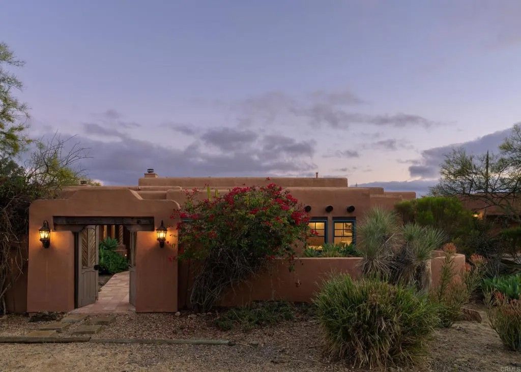 Photo of 16761 Artesian Breeze Way, San Diego, CA 92127 (MLS # NDP2603230)