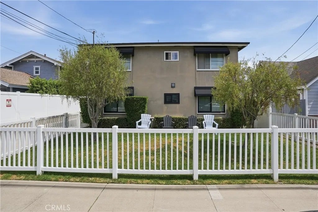 180 Rochester Street