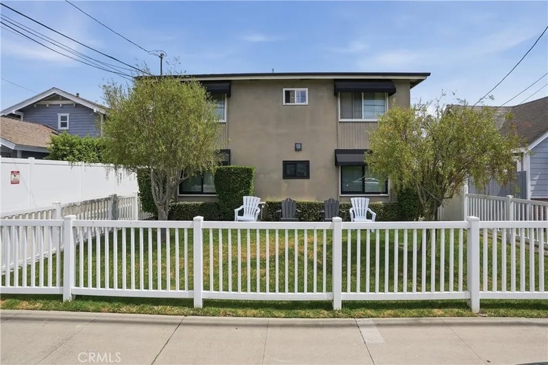 180 Rochester Street