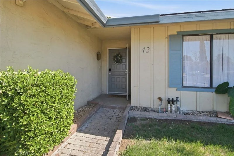 42 Sunset Court