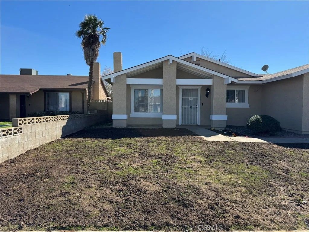 Photo of 2906 Casamia Ave, Palmdale, CA 93550 (MLS # SR26048112)
