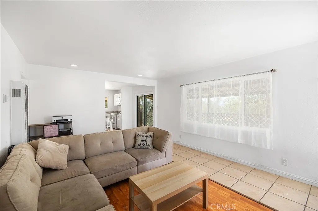 28740 Williams