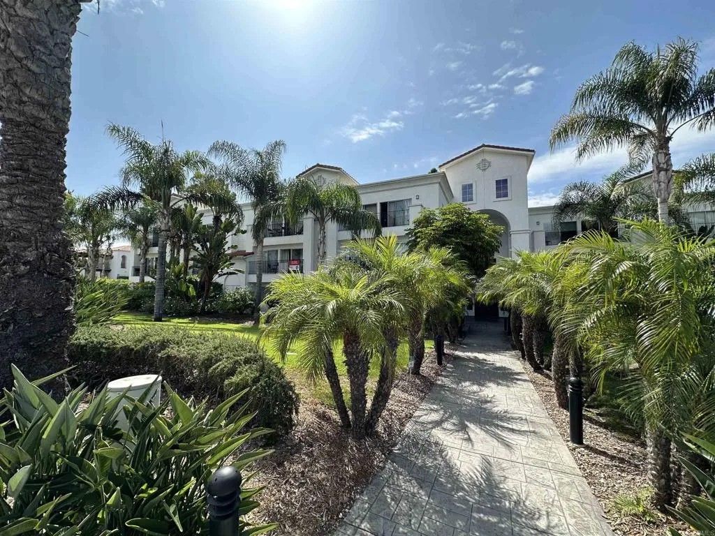 Photo of 2005 Costa del Mar Road, Carlsbad, CA 92009 (MLS # NDP2603639)