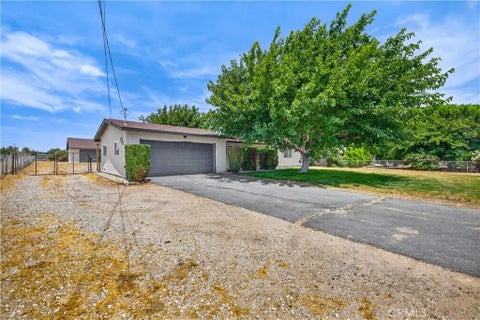 Property photo of 9354 Hickory Avenue, Hesperia, CA 92345