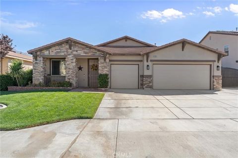 Photo of 43830 Elena Ct, Lancaster, CA 93536 (MLS # SR26027585)