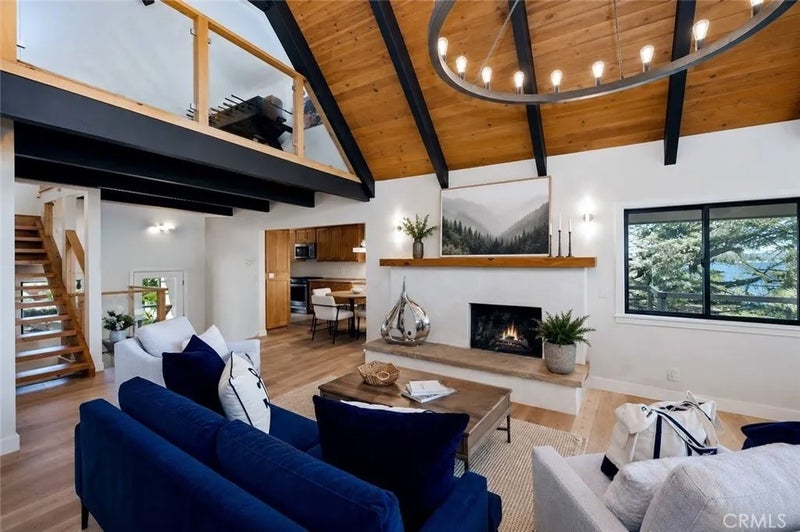 359 John Muir Road