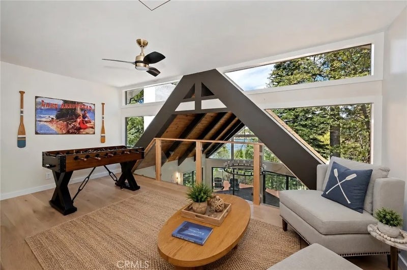 359 John Muir Road