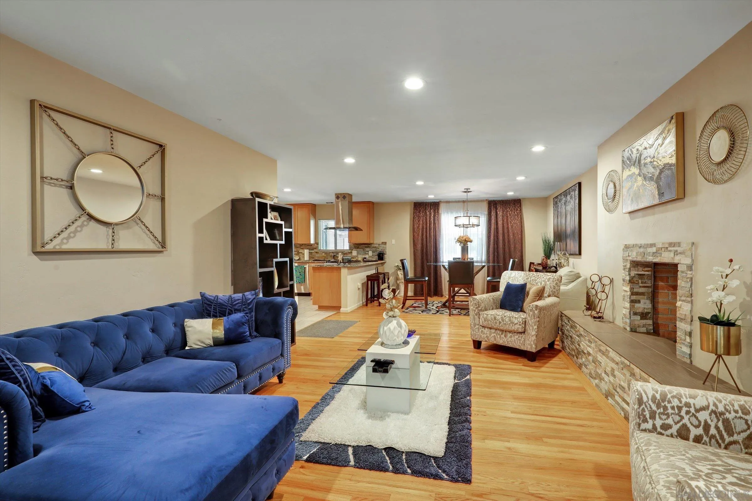 4284 Panorama Dr