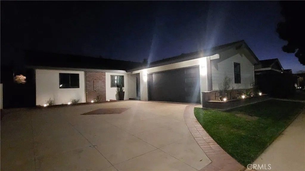 Photo of 4672 Ironwood Ave, Seal Beach, CA 90740 (MLS # PW26018406)