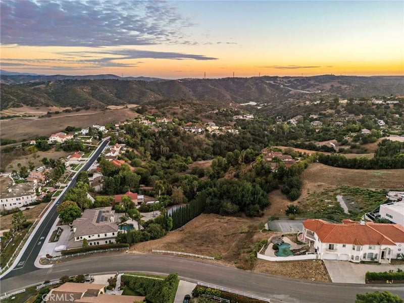 2182 Indian Creek